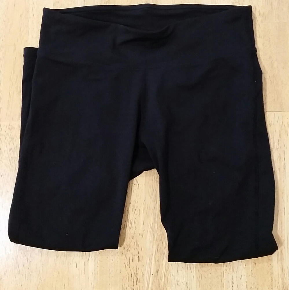 Black Fabletics leggings